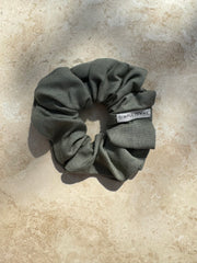 GRØN HØR SCRUNCHIE