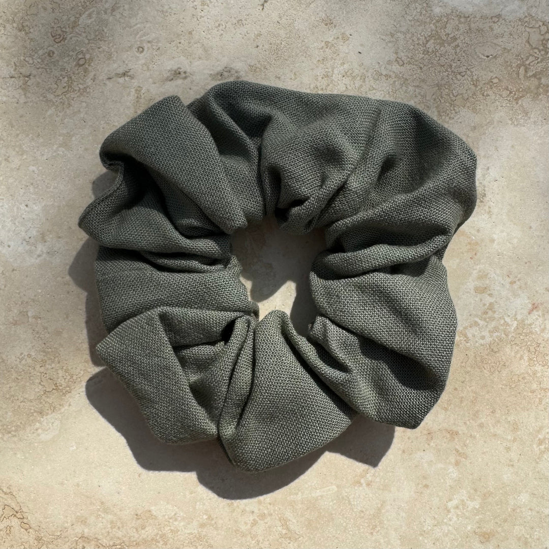 GRØN HØR SCRUNCHIE