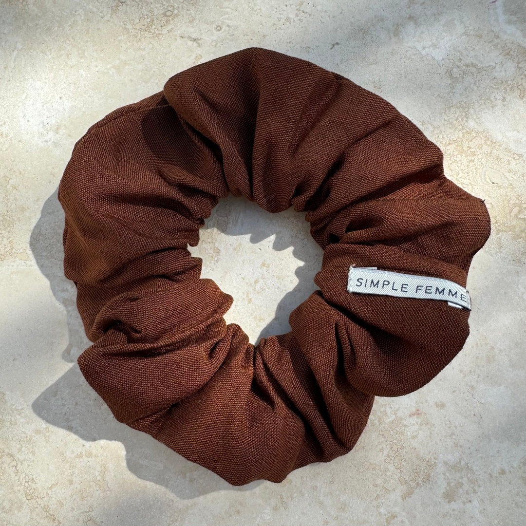 BRUN HØR SCRUNCHIE