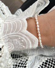 NOELLE PETIT PERLEARMBÅND - FORGYLDT