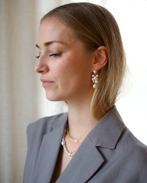VIOLETTE PERLEØRERINGE