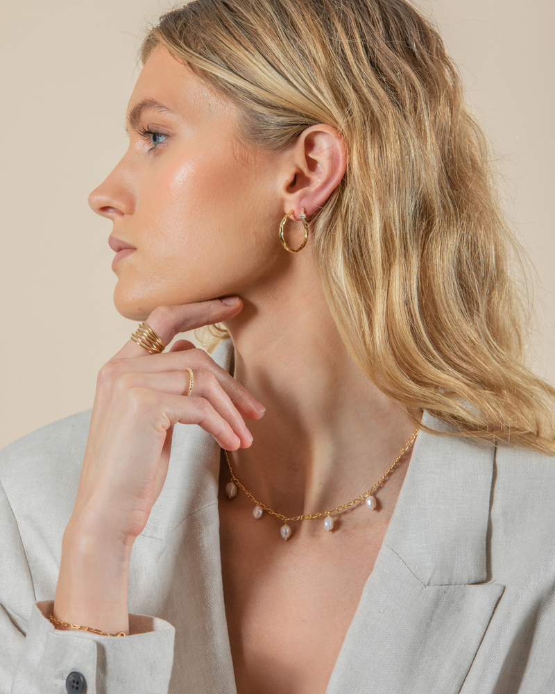 ADELINE PERLEHALSKÆDE - GULD